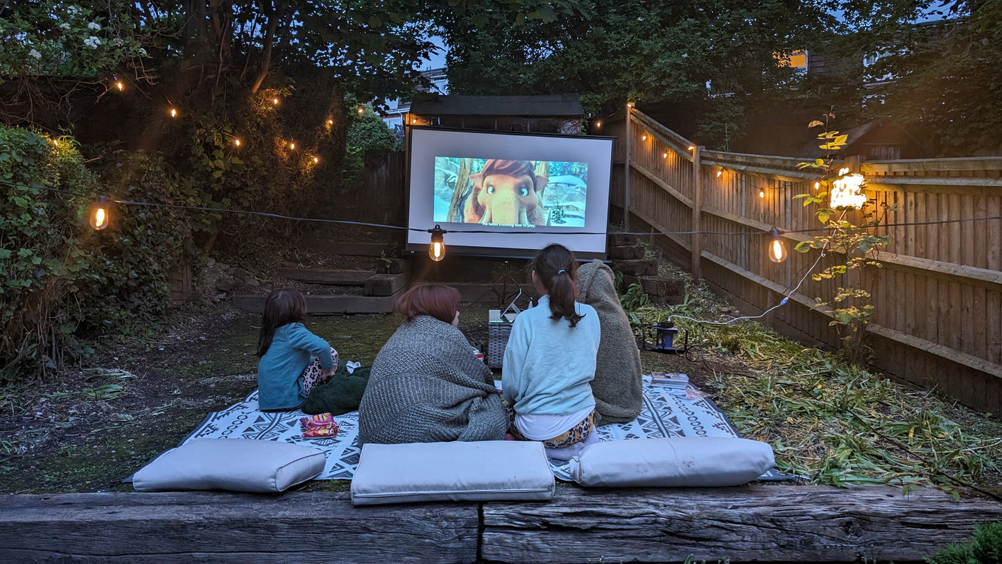 Outdoors Garden Home Event Cinema Pop up / Mobile