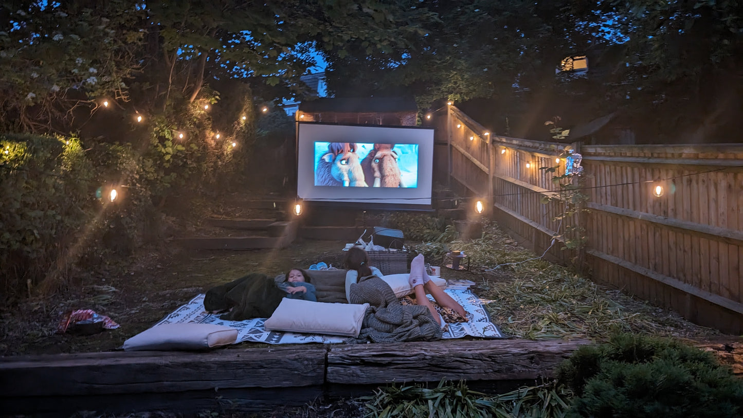 Outdoors Garden Home Event Cinema Pop up / Mobile